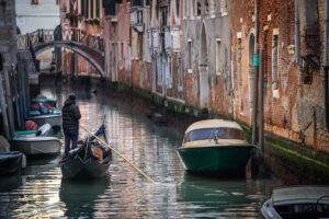 Venezia - Gondoliere solitario
