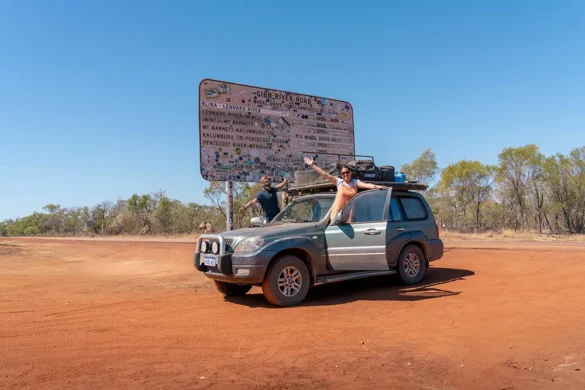 Cartello di fine della Gibb River Road Cartello di fine della Gibb River Road