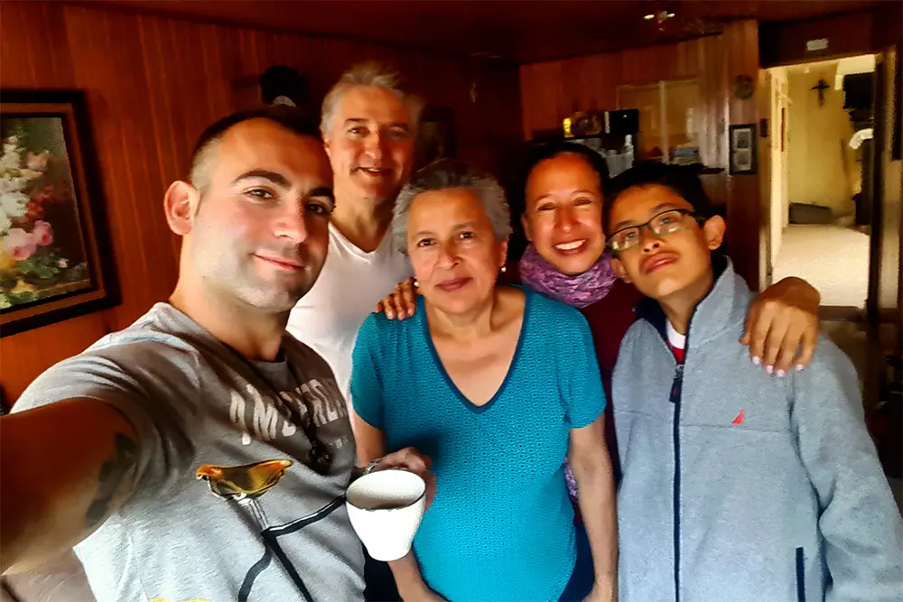 Come viaggiare a lungo termine - Couchsurfing